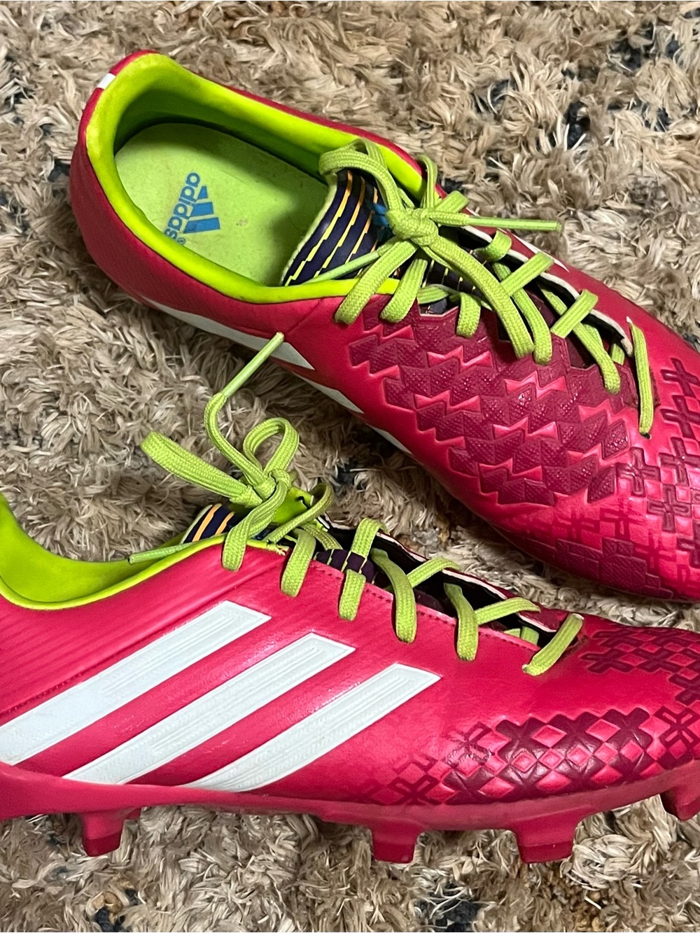 Adidas Predator Absolado LZ TRX FG Soccer Cleats Pink Vivid Berry Size 7.5